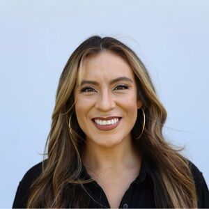 Meet your Posher, Cecilia